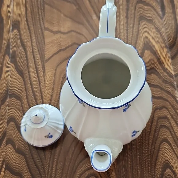 MZ CZECHOSLOVAKIA Vintage white teapot with lid blue ditsy floral